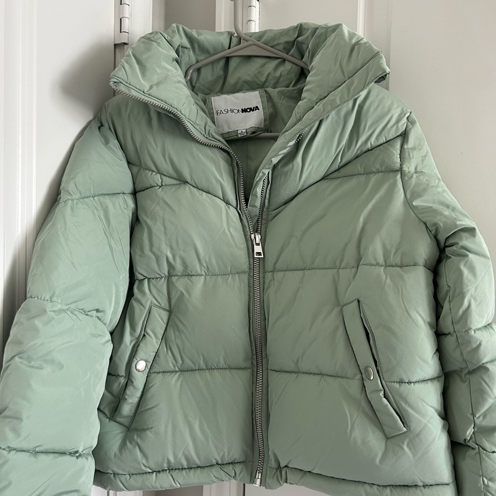 Puffer jacket. Worn once, perfect condition